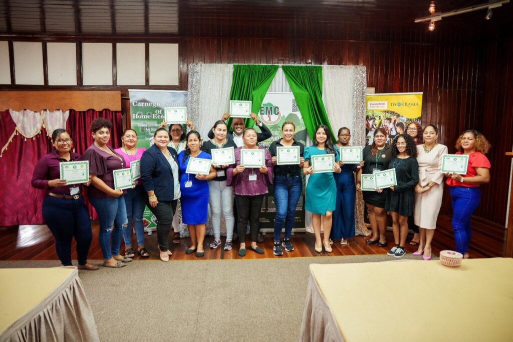 EMC, GTA, CSHE Representatives with Participants of the Training