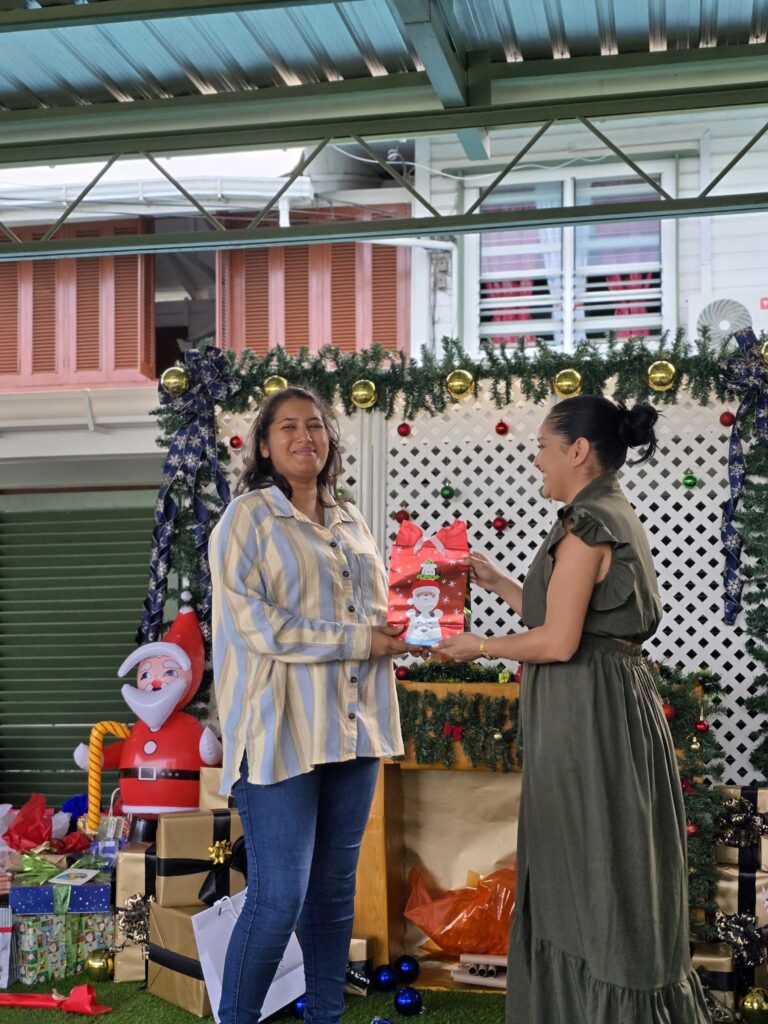 21ac28eb-a3f8-4aca-96c0-5bf7cb0b6269-1