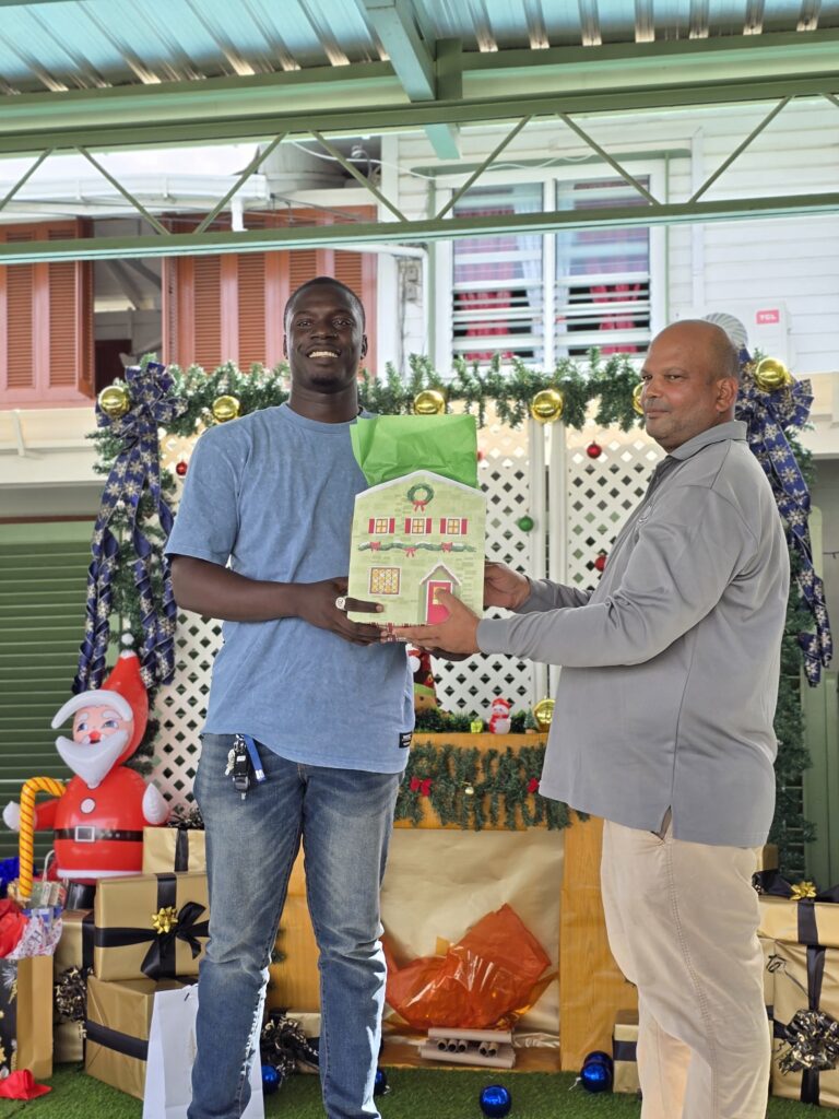 53c418c5-8ee2-4a39-b758-1e2e600e3f7d