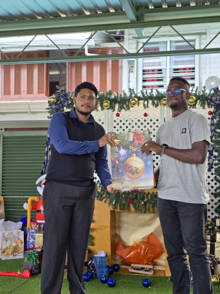 579c134e-0d14-4a9c-8a72-685b0d591f48