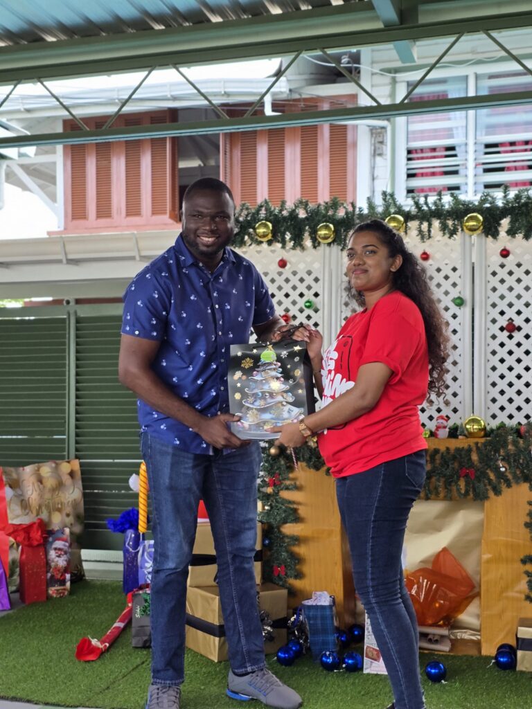 7c87664c-35a6-4c63-8674-0d61f3525e1e