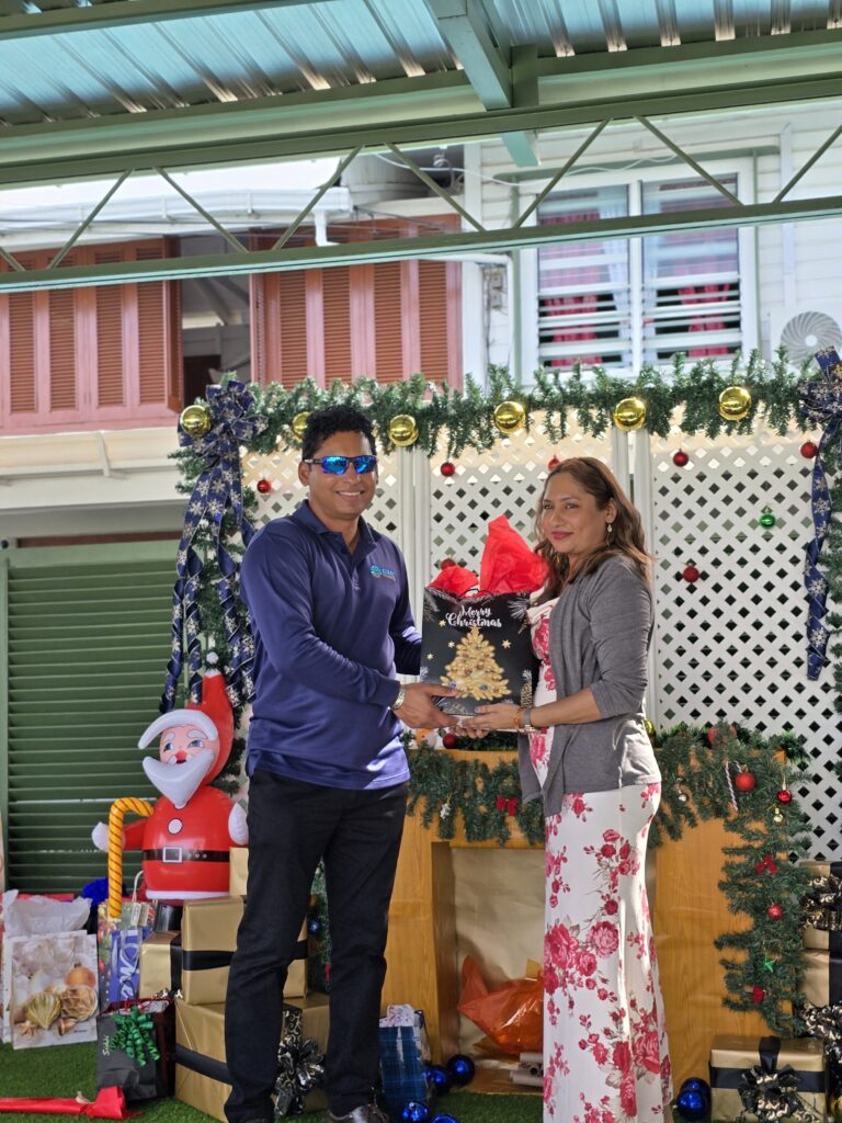 ff8e95d1-6862-4f3e-8667-61ebbc9be834-1