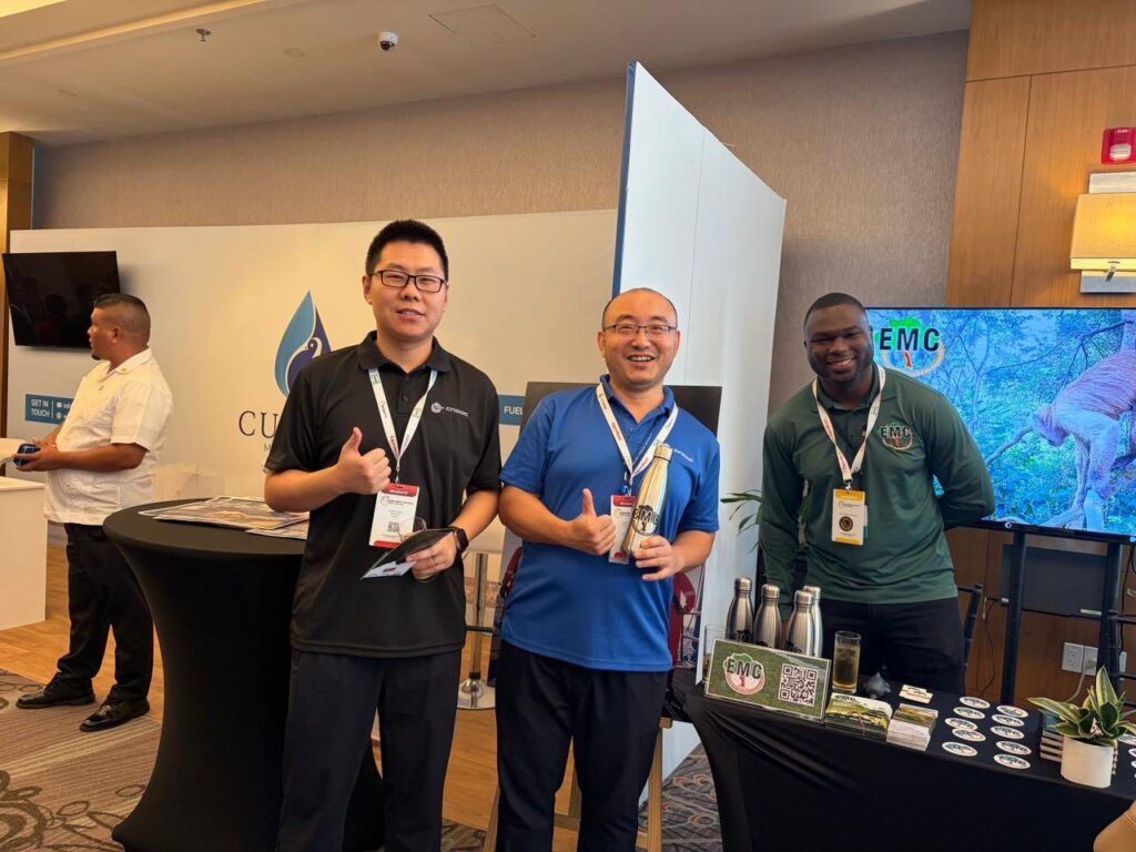 Visitors with their EMC Tokens